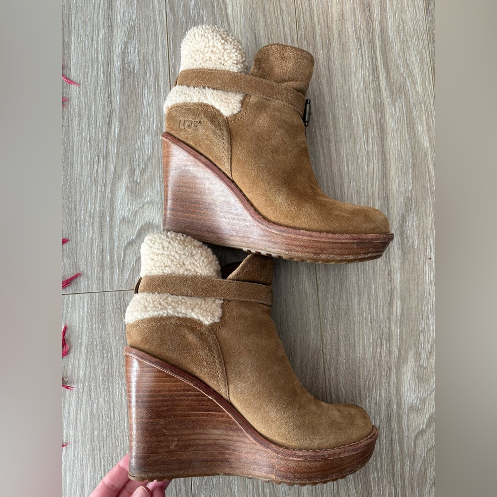 Ugg Anais chestnut shearling wedge booties size 7